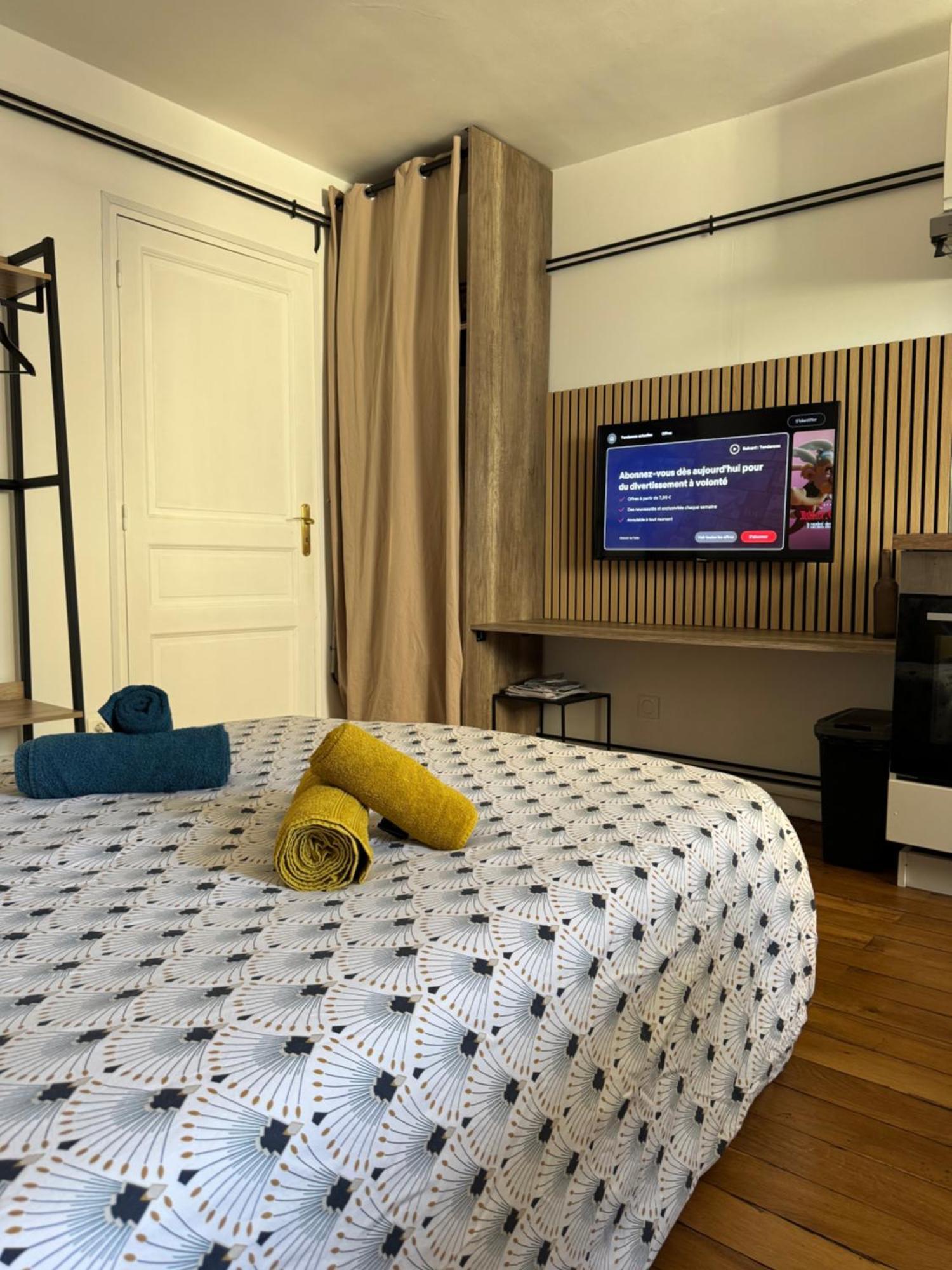 Charmant Appartement Au Coeur De Bourges Extérieur photo