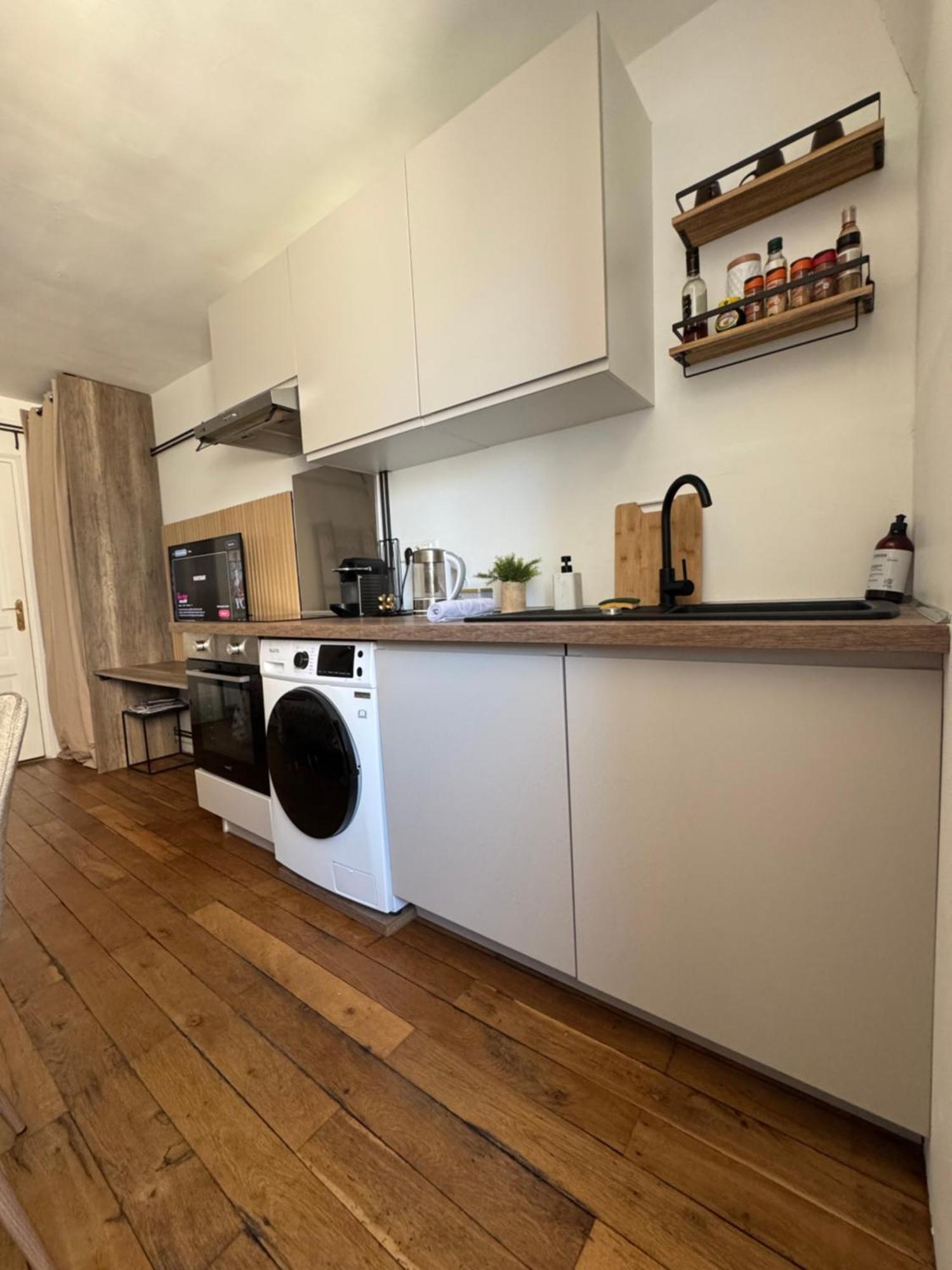 Charmant Appartement Au Coeur De Bourges Extérieur photo
